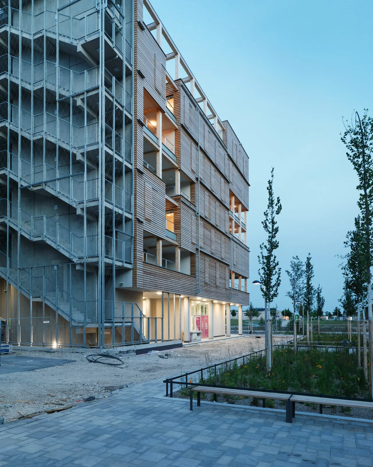 BIM Architecture | Binhu Forum Apartments/Heri& salli