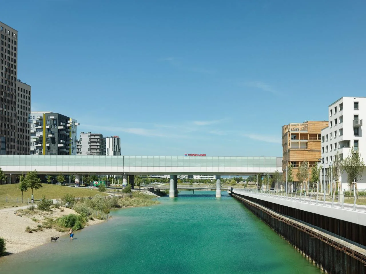 BIM Architecture | Binhu Forum Apartments/Heri& salli