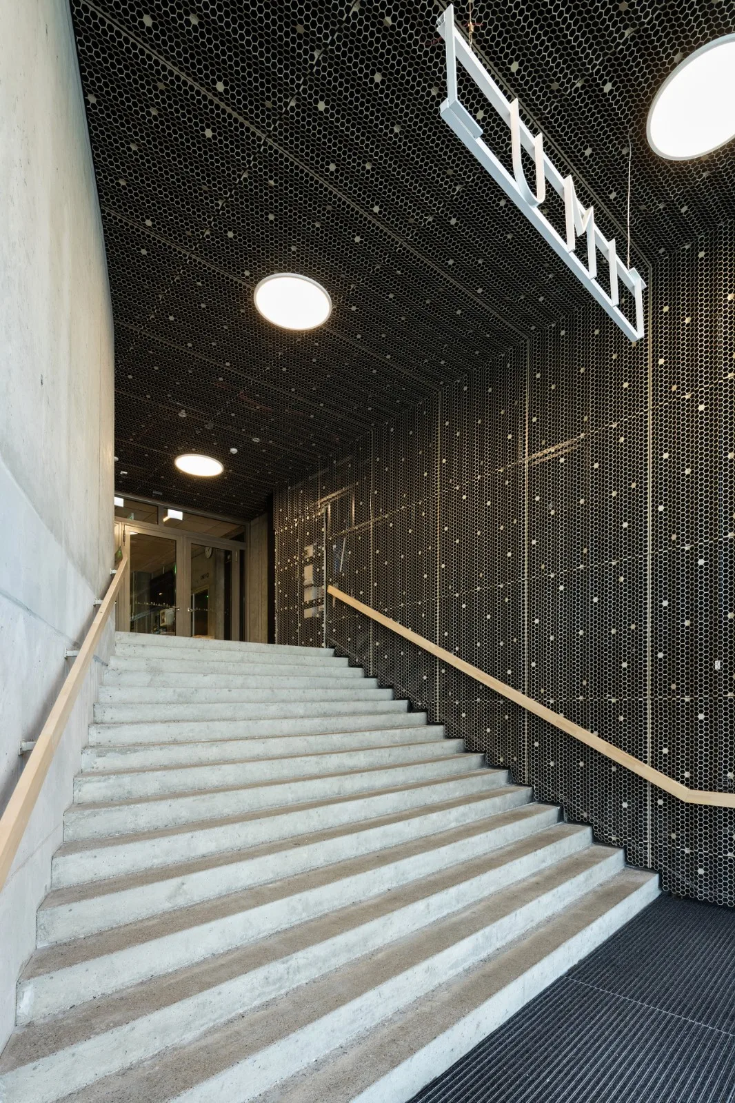 BIM Architecture | Lumit Art High School/Lukkairoinen Architecture Firm