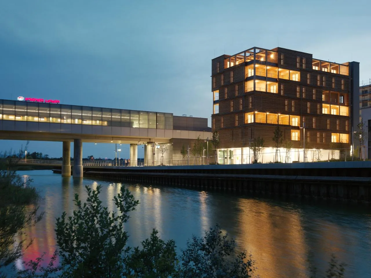 BIM Architecture | Binhu Forum Apartments/Heri& salli