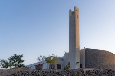 BIM Architecture: Light and Stone at Al Gharra Mosque by Mohammed Ibrahim Shafee Architects-BIM WORLD