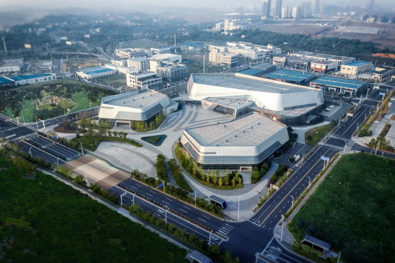 BIM Architecture | Free Dynamic Technology: Discussion on Integrated Design of Zhuzhou Auto Expo Park Trading Center/Luo Jin Studio
