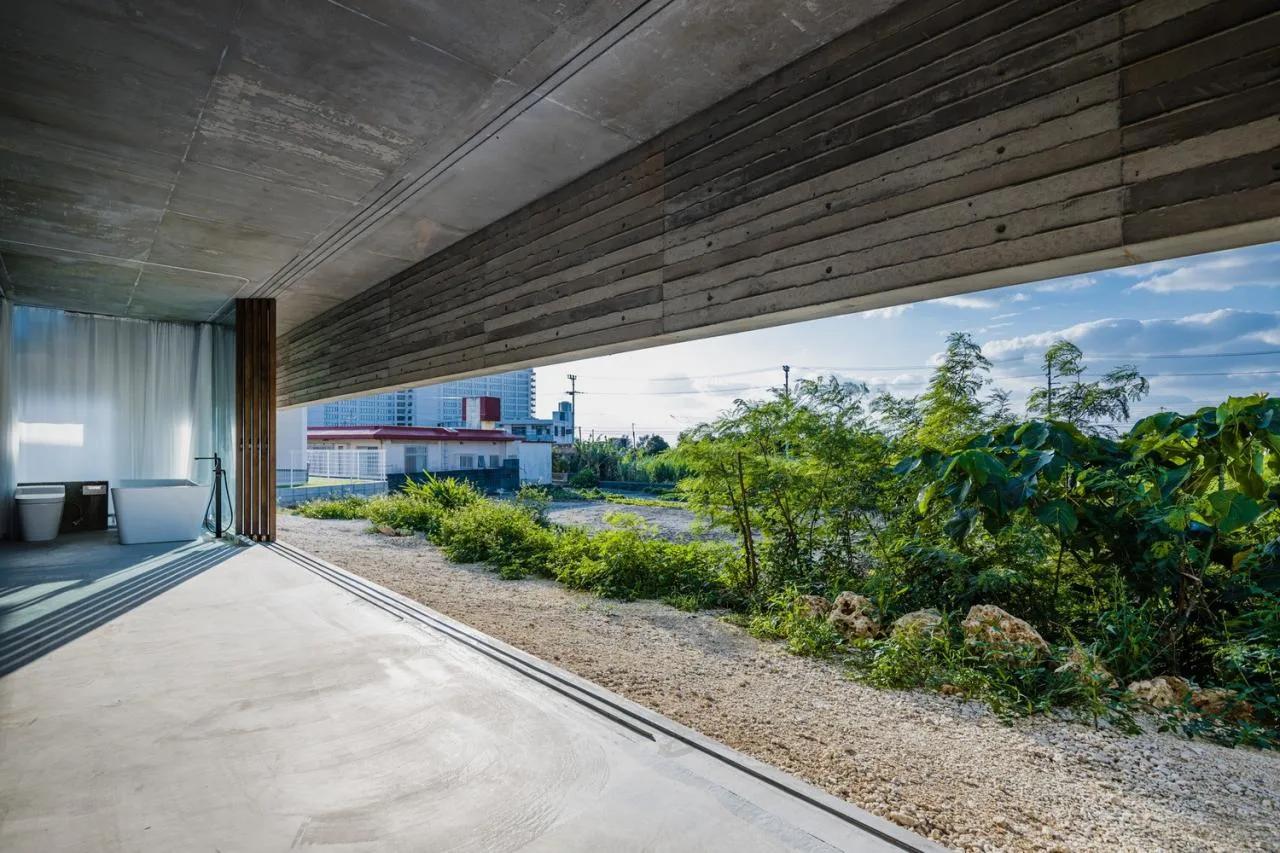 BIM Architecture | Single Legged House/IG Architects