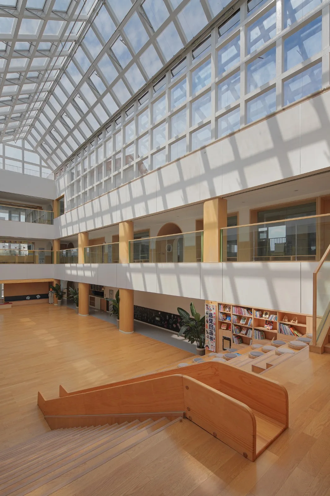 BIM Architecture | Mountain Fuji Unlimited Kindergarten/Deca Architectural Design Center