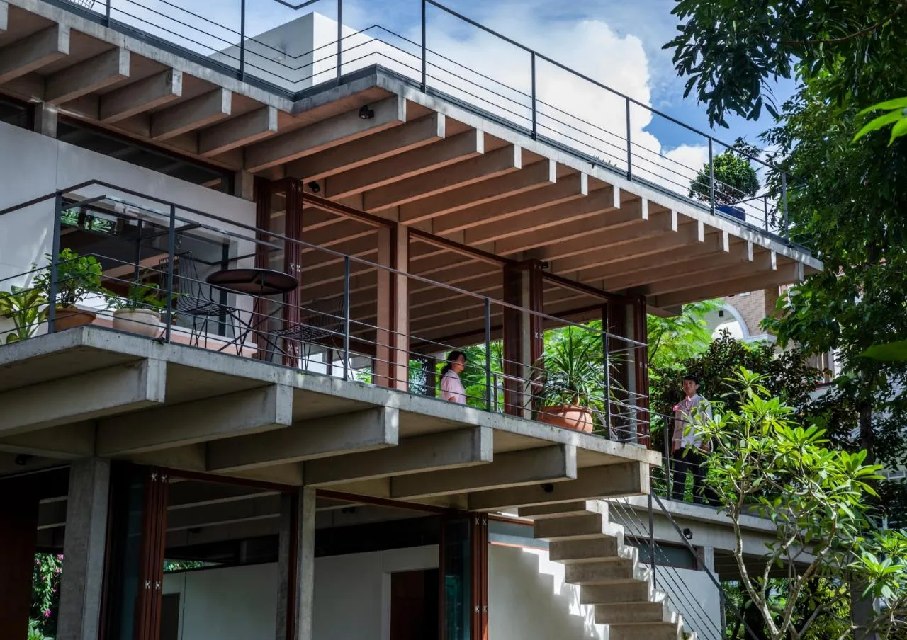 BIM Architecture | Floating Residence/Sanuki Daisuke Architects