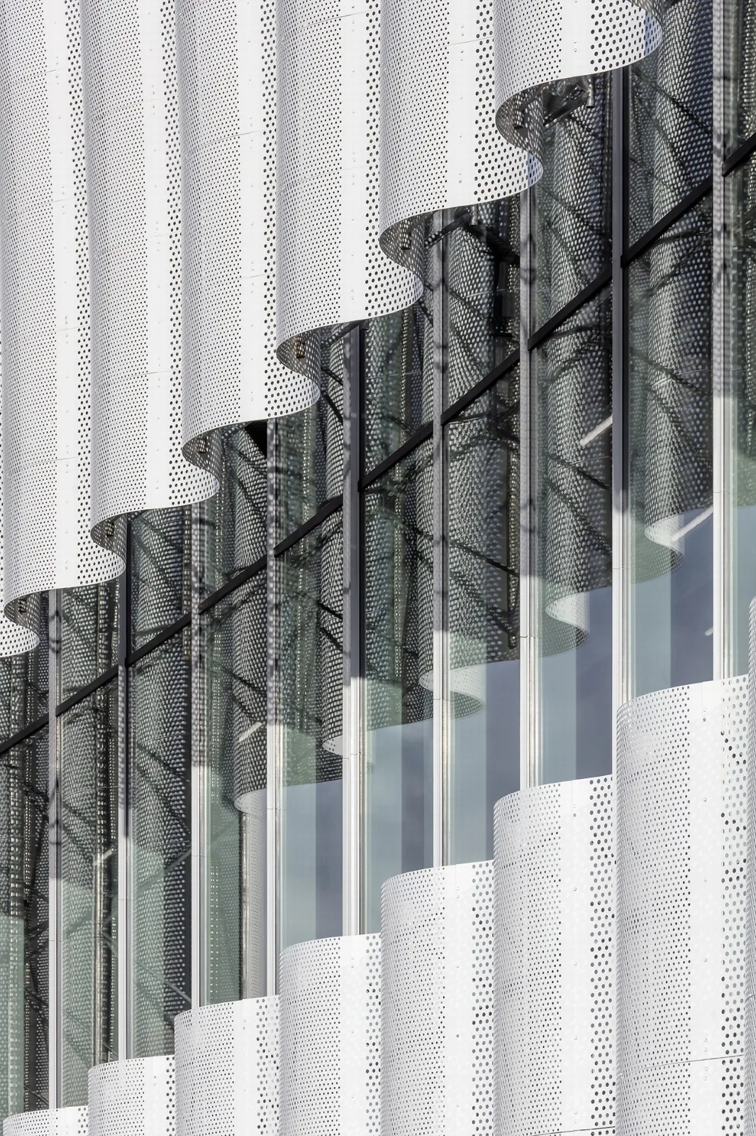 BIM Architecture | Transparent 'Coat', CO'Met Sports Center/CMA+FMS+Populus