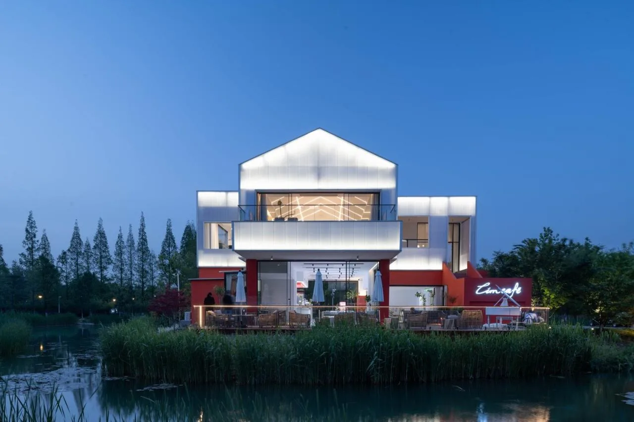 BIM architecture | Coffee shop by the ancient canal/some architecture