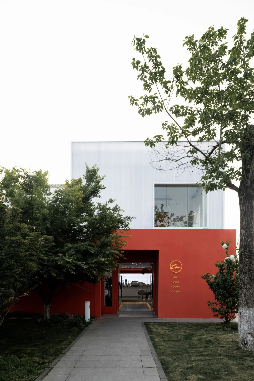 BIM architecture | Coffee shop by the ancient canal/some architecture