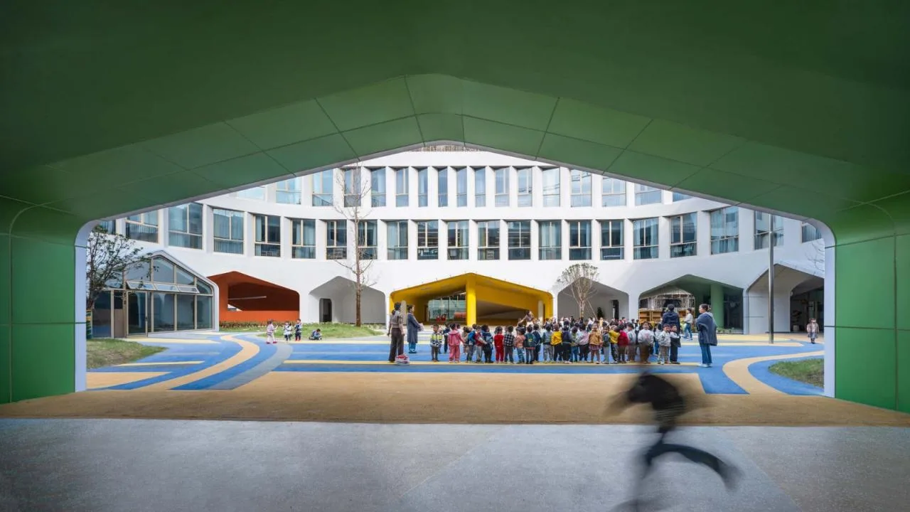 BIM Architecture | Quzhou Kecheng District Teacher Kindergarten/01 City