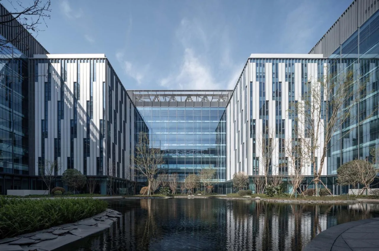 BIM Architecture | Hikvision Chengdu Science and Technology Park/East China Architectural Design and Research Institute