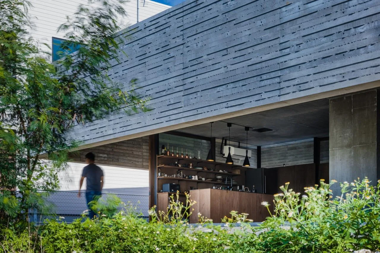 BIM Architecture | Single Legged House/IG Architects