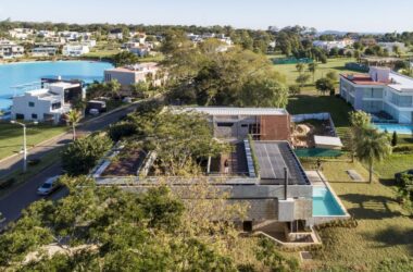 BIM Architecture: Flow Space at Yvyraju Home by OMCM Arquitectos-BIM WORLD