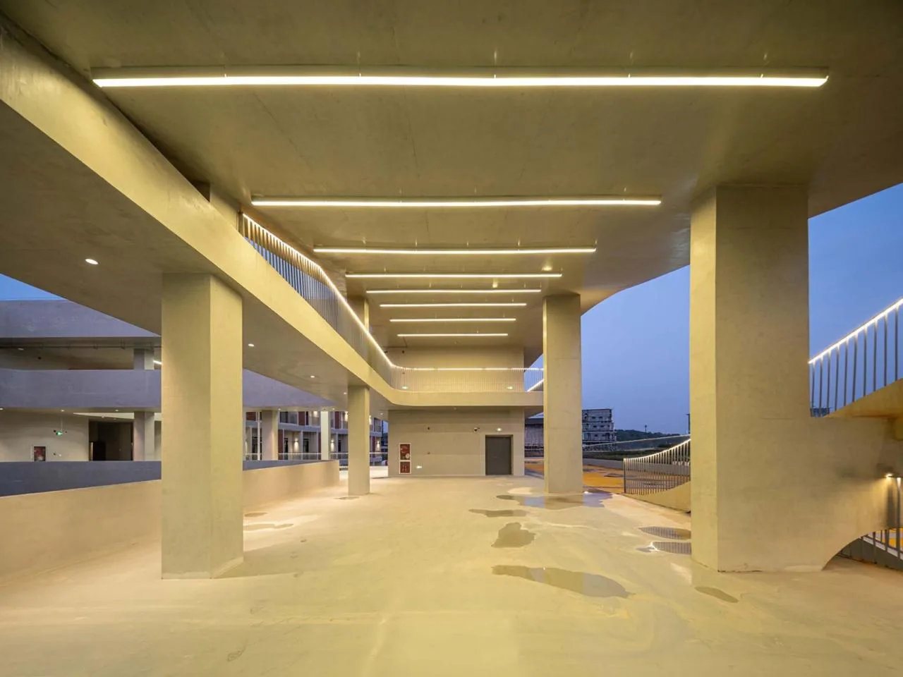 BIM Architecture | Yangtze River Delta Research Institute of University of Electronic Science and Technology of China (Quzhou) · Life Center/Tongji Institute Sifang Institute Innovation Design Center