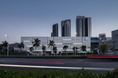 BMW Qianhai Customer Experience Center by Zhu Haibo Architectural Design Firm | BIM Architecture Insights-BIM WORLD