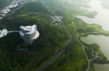 BIM Architecture: Chongqing Liangjiang Collaborative Innovation Zone Planning Exhibition Center by Tanghua Architectural Design-BIM WORLD