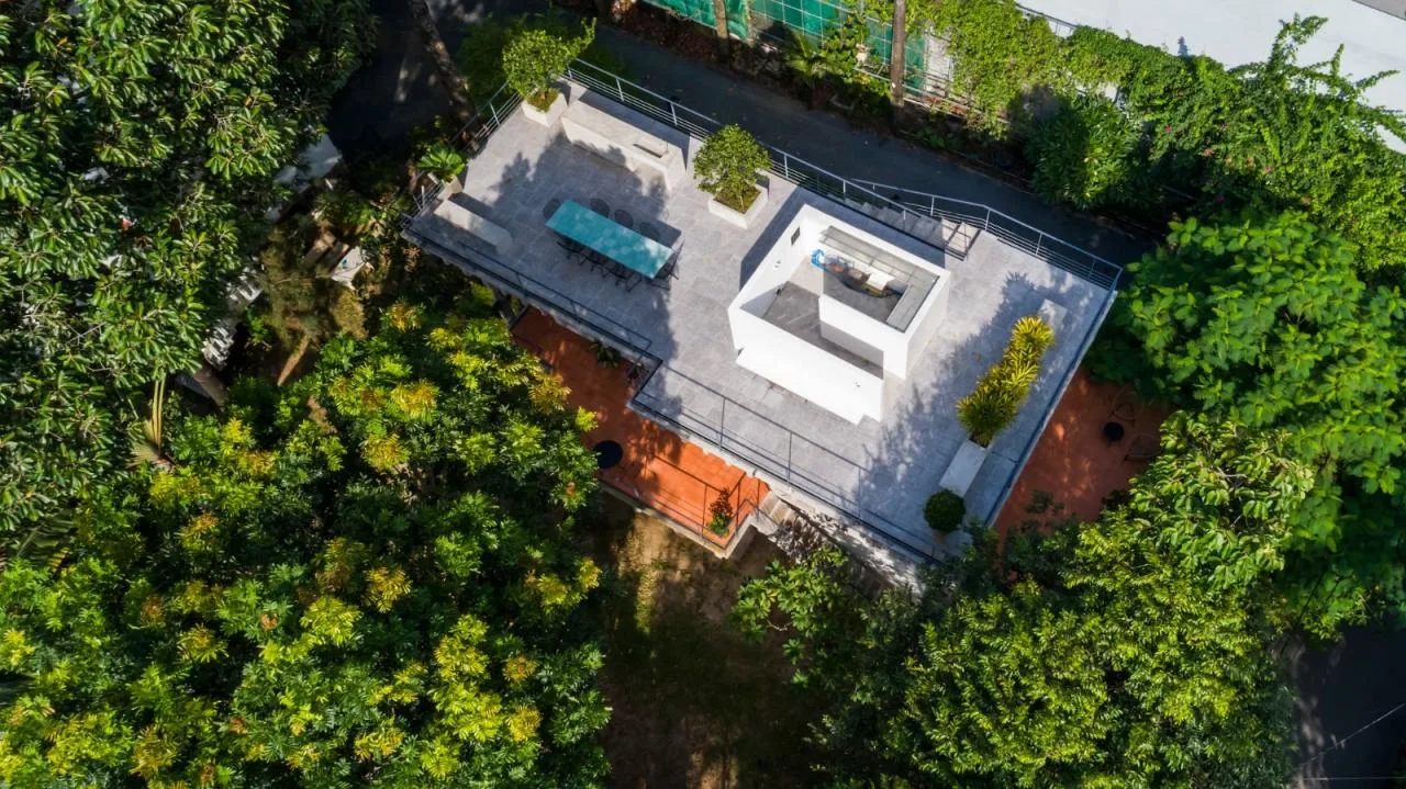 BIM Architecture | Floating Residence/Sanuki Daisuke Architects