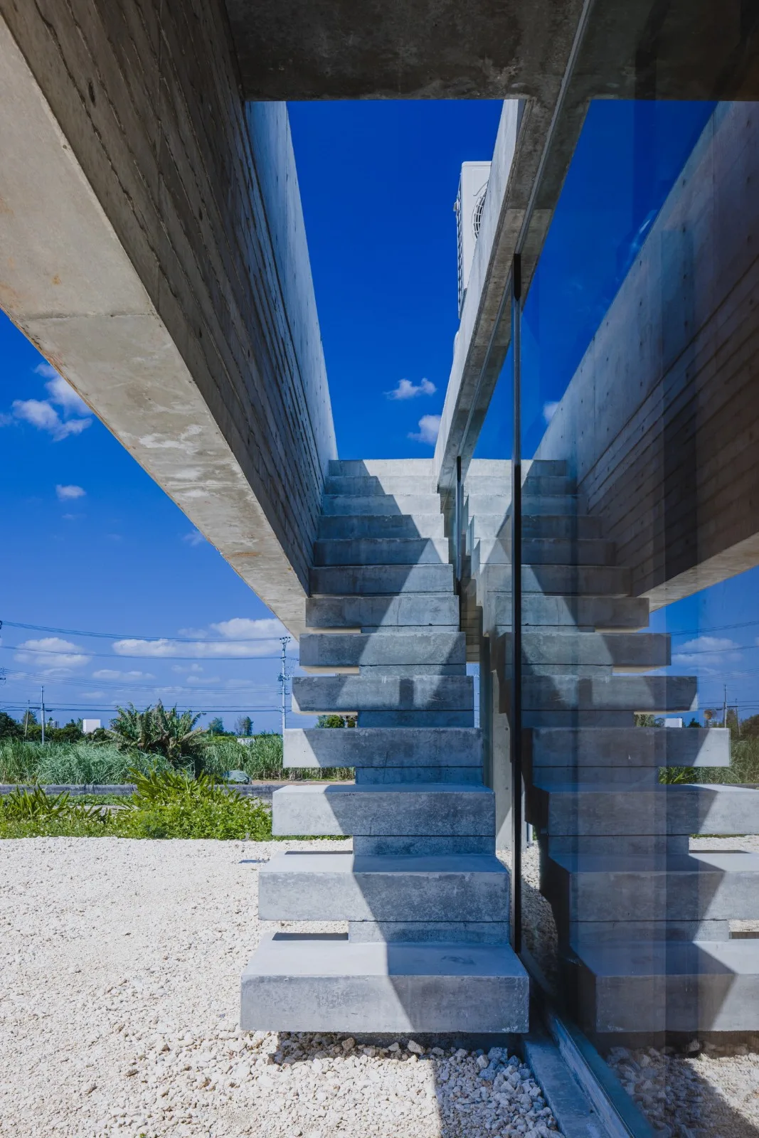 BIM Architecture | Single Legged House/IG Architects