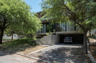 BIM Architecture: Houses in the Arena by Pablo SenMartin-BIM WORLD