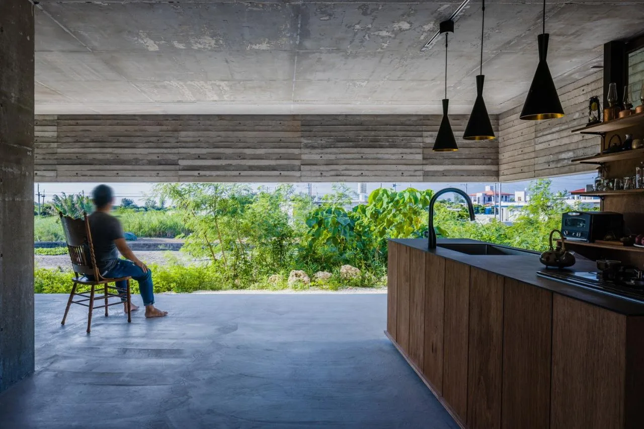 BIM Architecture | Single Legged House/IG Architects