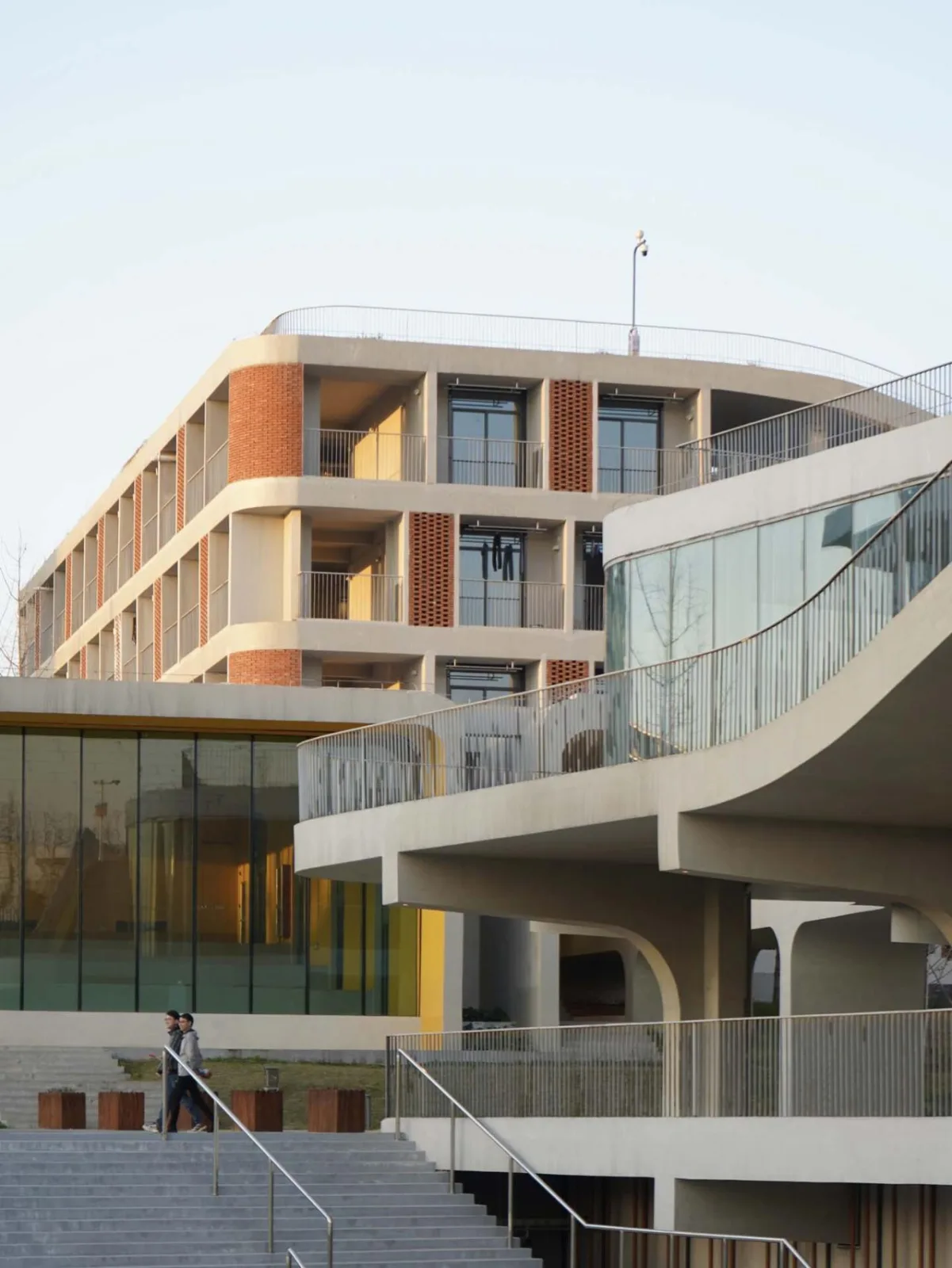 BIM Architecture | Yangtze River Delta Research Institute of University of Electronic Science and Technology of China (Quzhou) · Life Center/Tongji Institute Sifang Institute Innovation Design Center