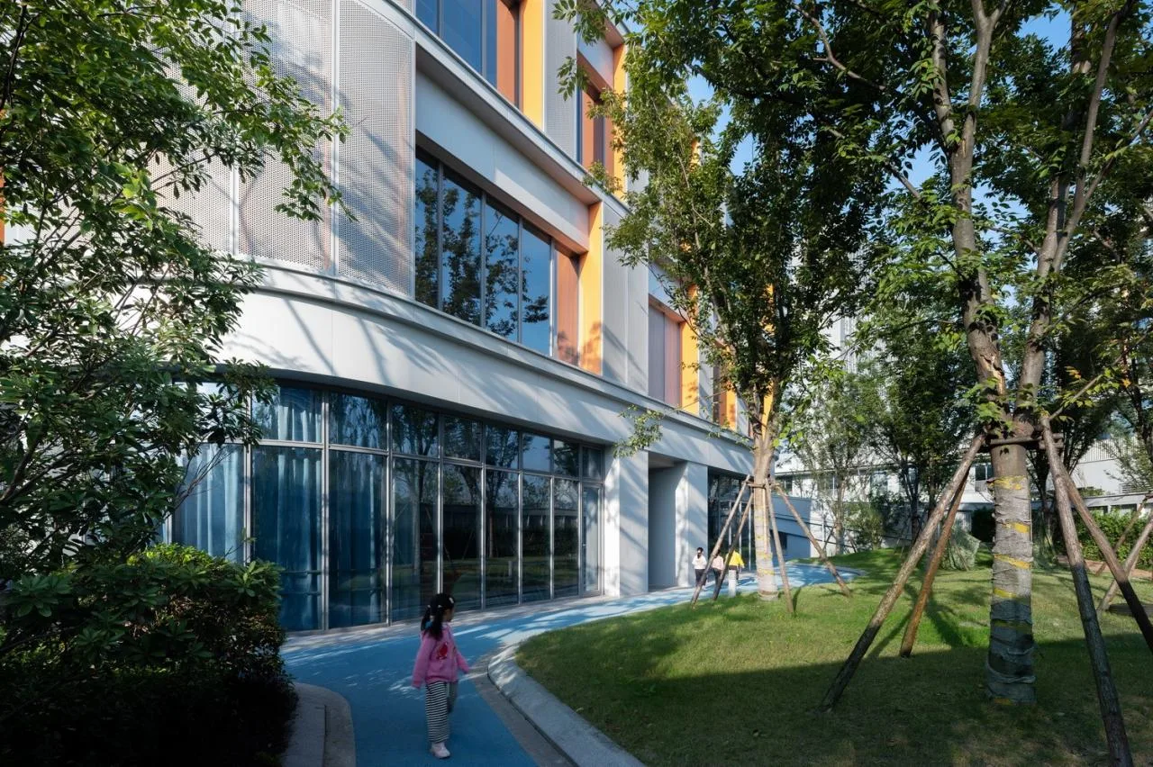 BIM Architecture | Connected Boundless Activity Space: Jianghui Branch of Dongfang County Kindergarten in Binjiang District, Hangzhou/Zhejiang University Architectural Design and Research Institute Co., Ltd