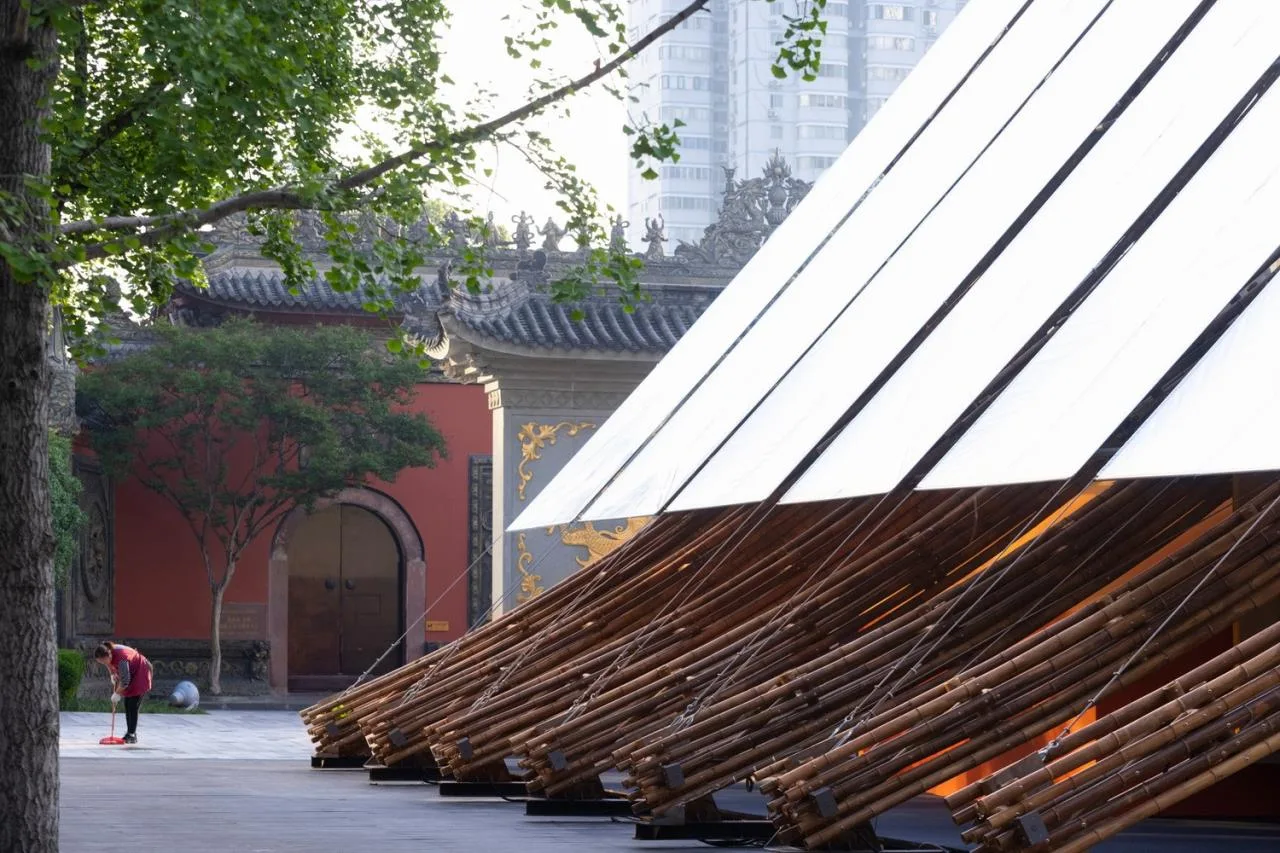 BIM Architecture | Between Skies and Snacks, Through Doumo Qian/Bare Building Renewal Architectural Design Firm