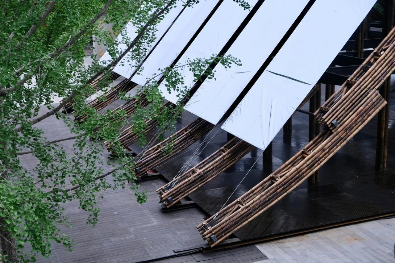BIM Architecture | Between Skies and Snacks, Through Doumo Qian/Bare Building Renewal Architectural Design Firm