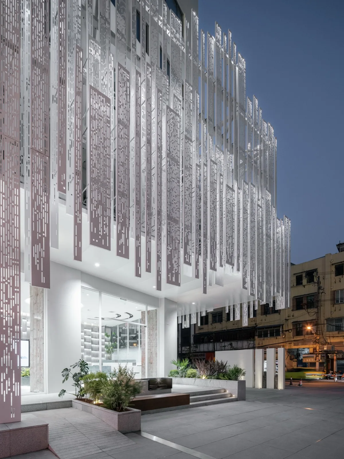 BIM Architecture | Steel Rain: Deby Shanghai Book City WE Renovation Design/Wutopia Lab