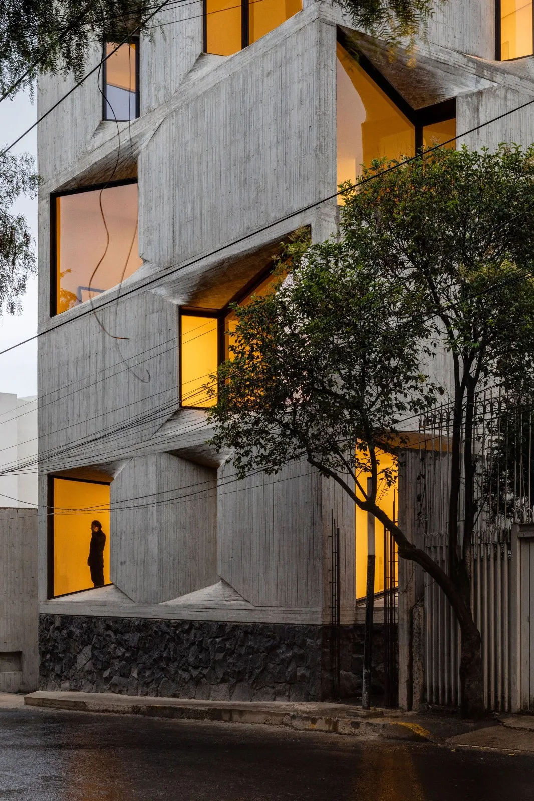 BIM Architecture | DL1310 Building/Young& Ayata + Michan Architecture