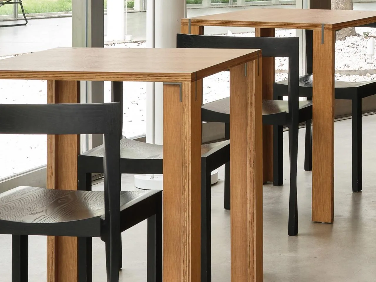 BIM Architecture | LOAM Porcelain House Coffee under the Green Maple Tree/Eight Wilderness Design