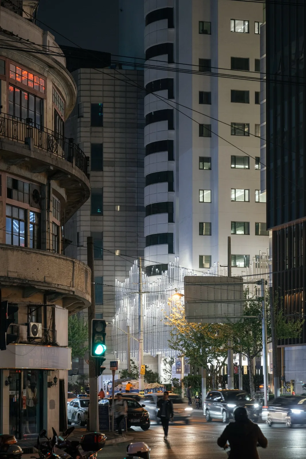 BIM Architecture | Steel Rain: Deby Shanghai Book City WE Renovation Design/Wutopia Lab