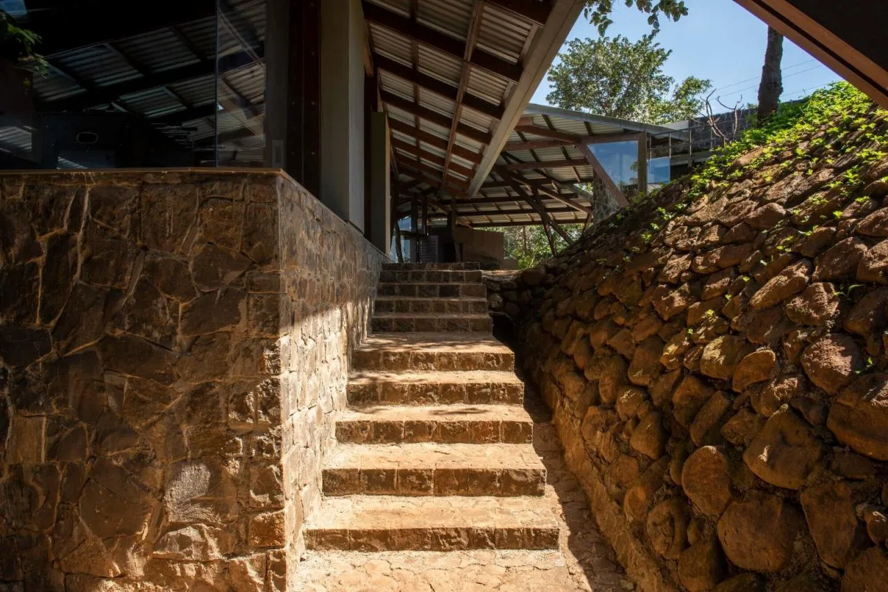 BIM Architecture | Side Gallery House/Malik Architecture