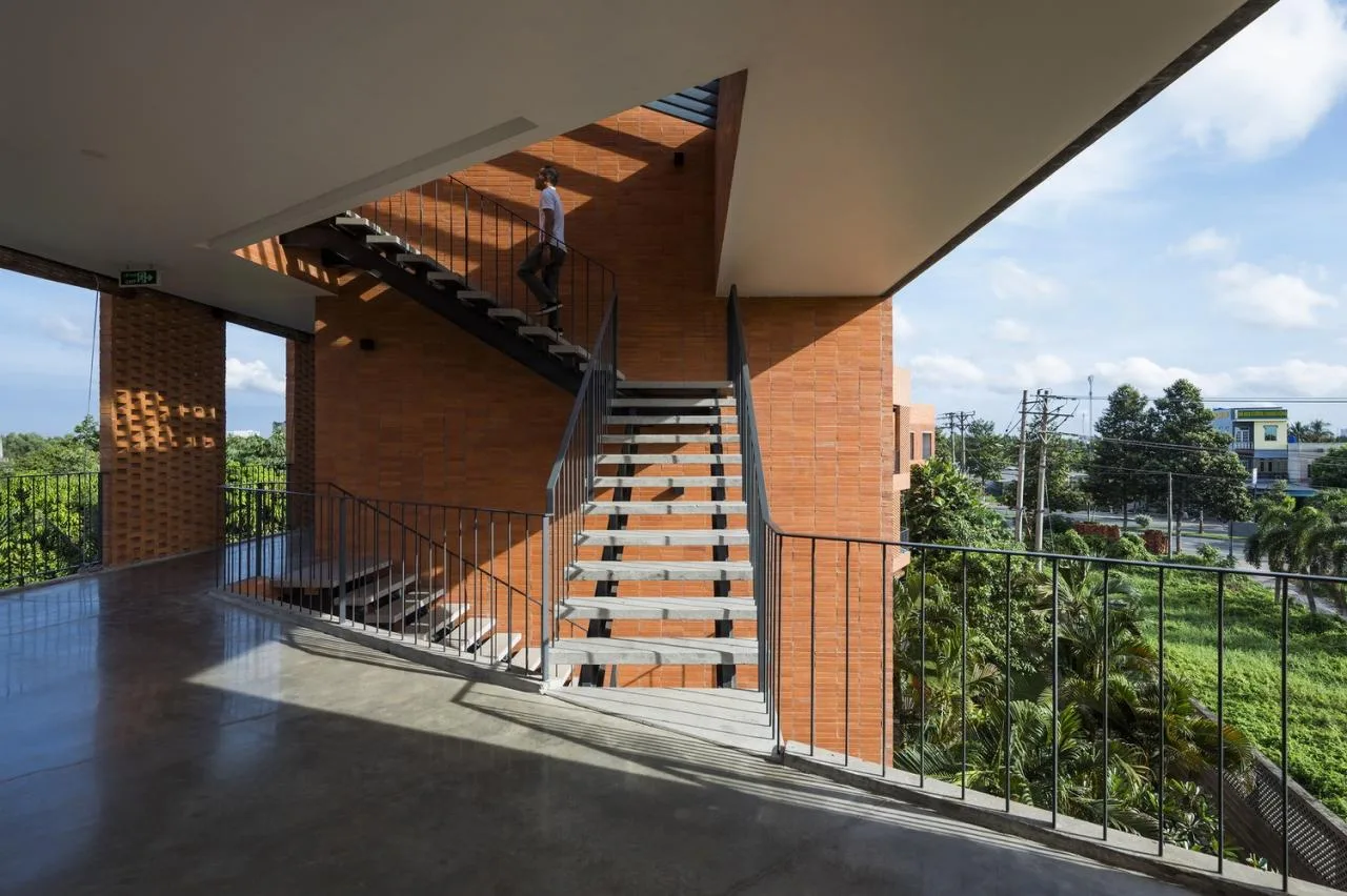 BIM Architecture | Bontrey Hotel/Sanuki Daisuke Architects
