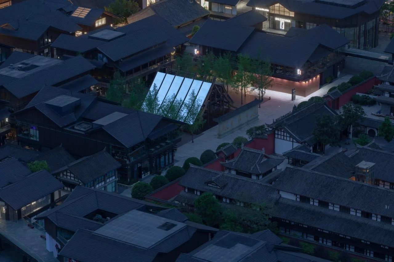 BIM Architecture | Between Skies and Snacks, Through Doumo Qian/Bare Building Renewal Architectural Design Firm
