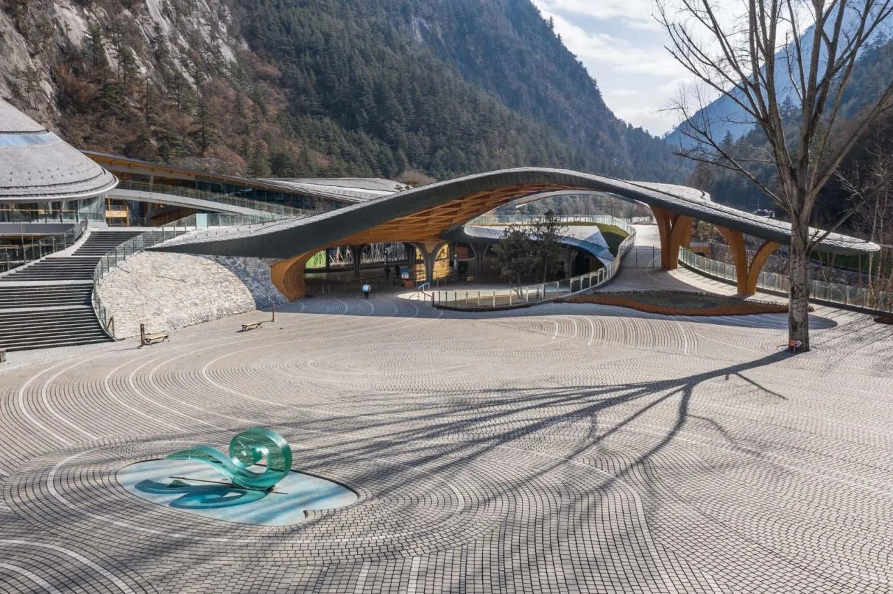 BIM Architecture | Jiuzhaigou Valley Scenic and Historic Interest Area Valley Entrance Three dimensional Tourist Service Center/Tsinghua University Architectural Design and Research Institute
