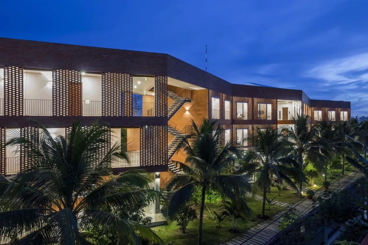 BIM Architecture | Bontrey Hotel/Sanuki Daisuke Architects