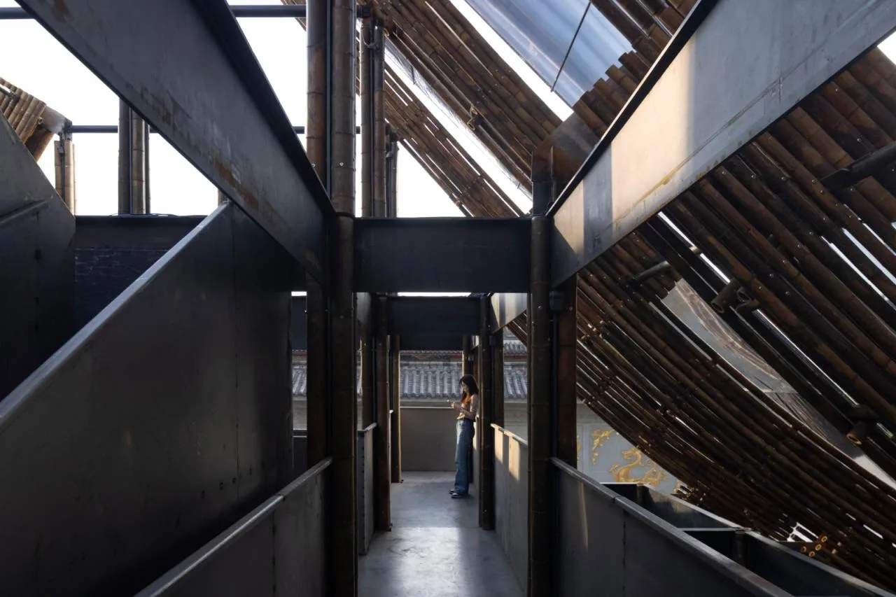 BIM Architecture | Between Skies and Snacks, Through Doumo Qian/Bare Building Renewal Architectural Design Firm