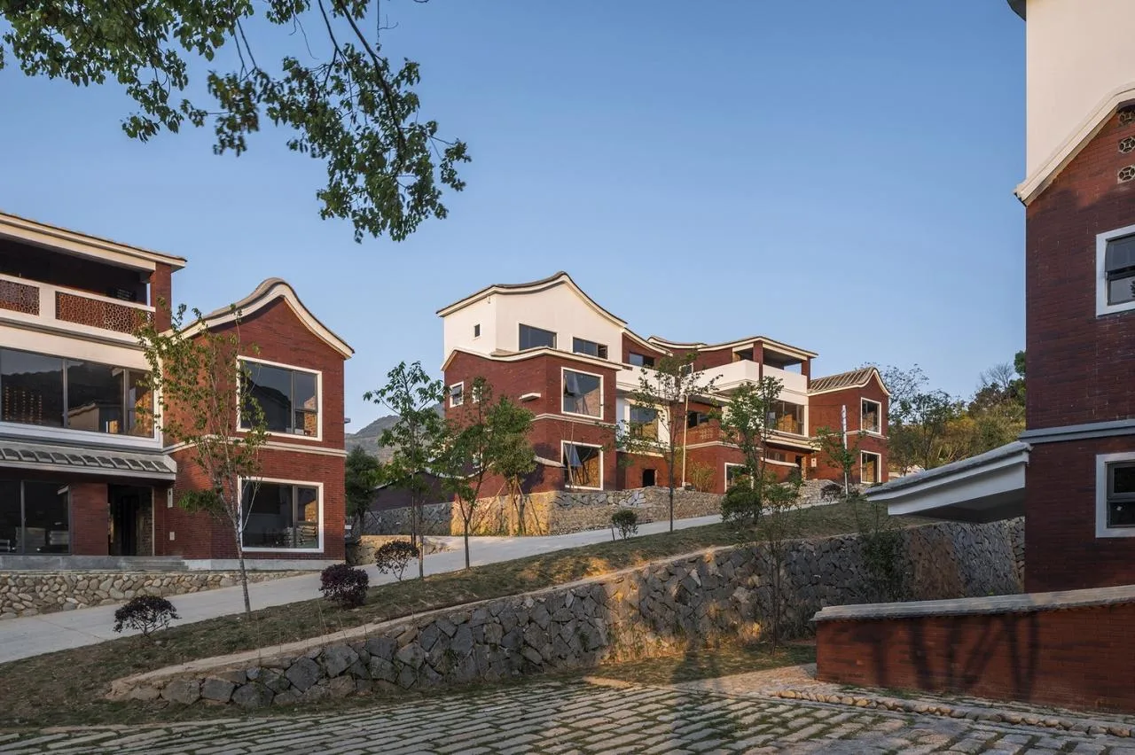 BIM Architecture | Exploring New Models for Rural Housing Construction: Yongchun County's New Era Rural Community/Three Culture Architecture