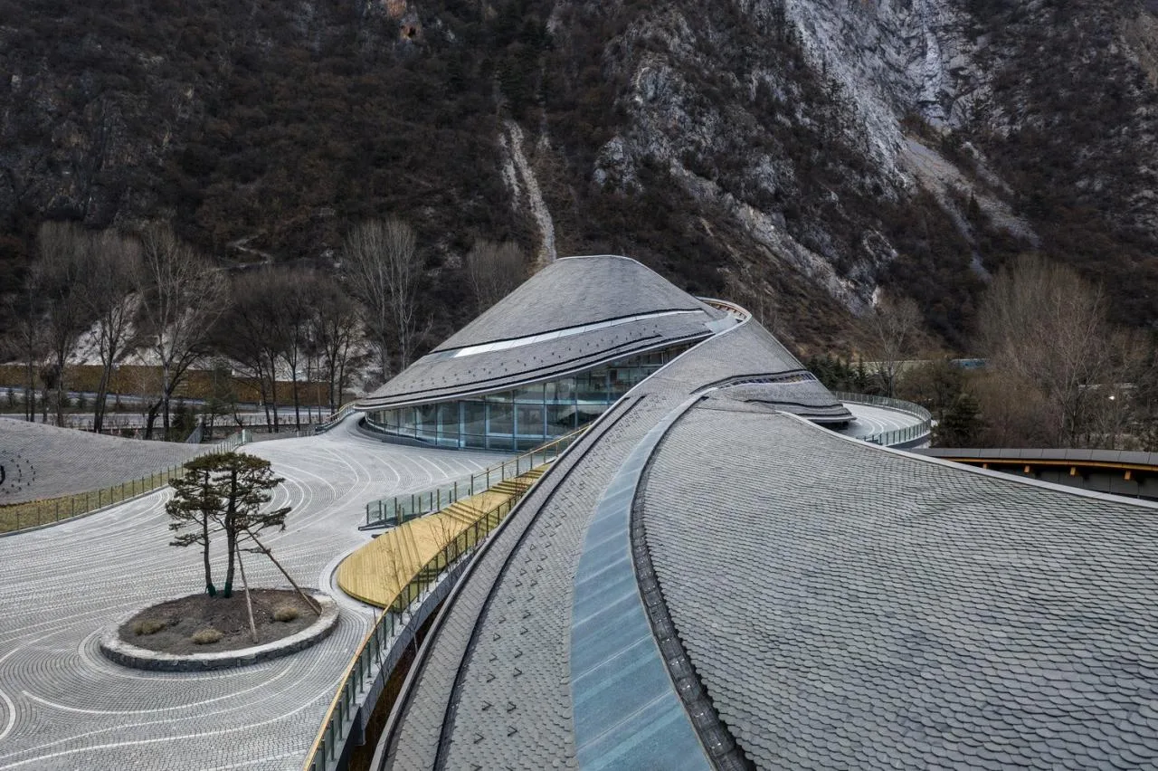 BIM Architecture | Jiuzhaigou Valley Scenic and Historic Interest Area Valley Entrance Three dimensional Tourist Service Center/Tsinghua University Architectural Design and Research Institute