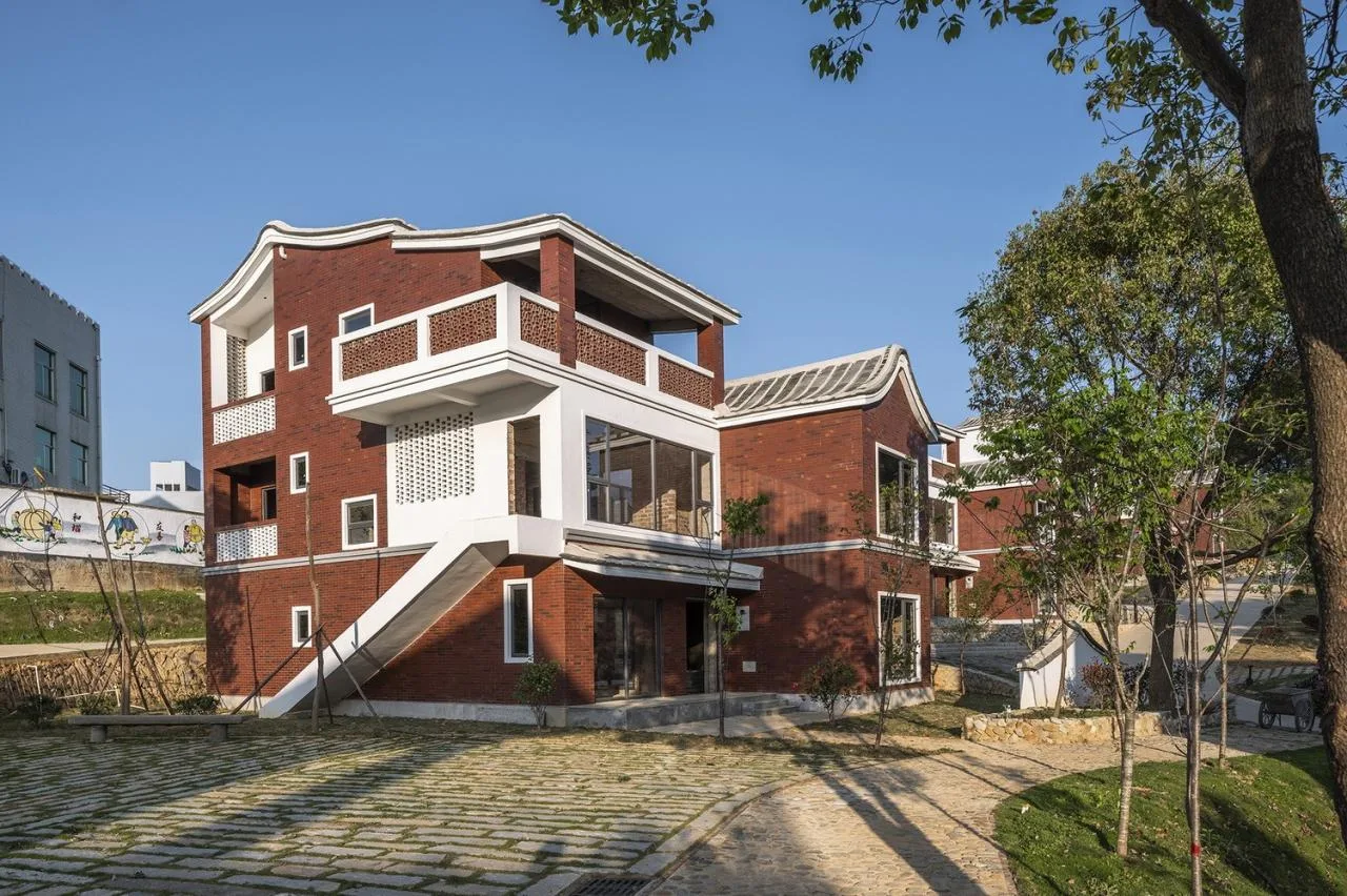 BIM Architecture | Exploring New Models for Rural Housing Construction: Yongchun County's New Era Rural Community/Three Culture Architecture