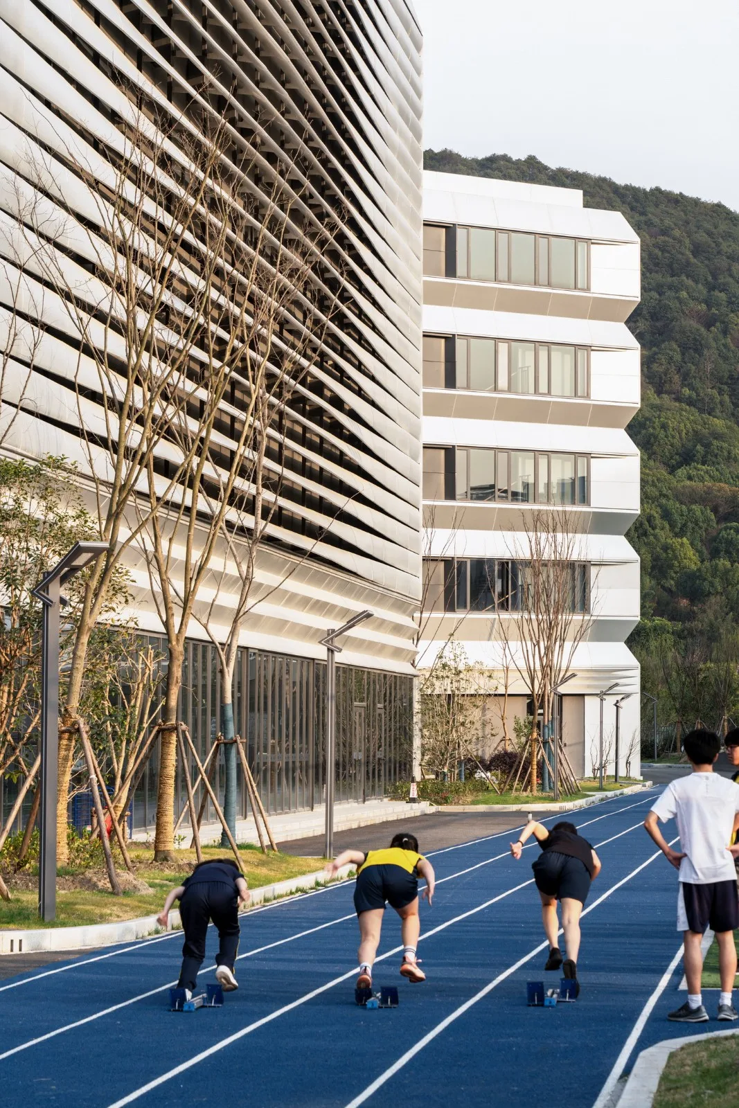 BIM Architecture | Education Hub: HIS Hangzhou International School/Zhu Peidong line+Architecture Firm gad