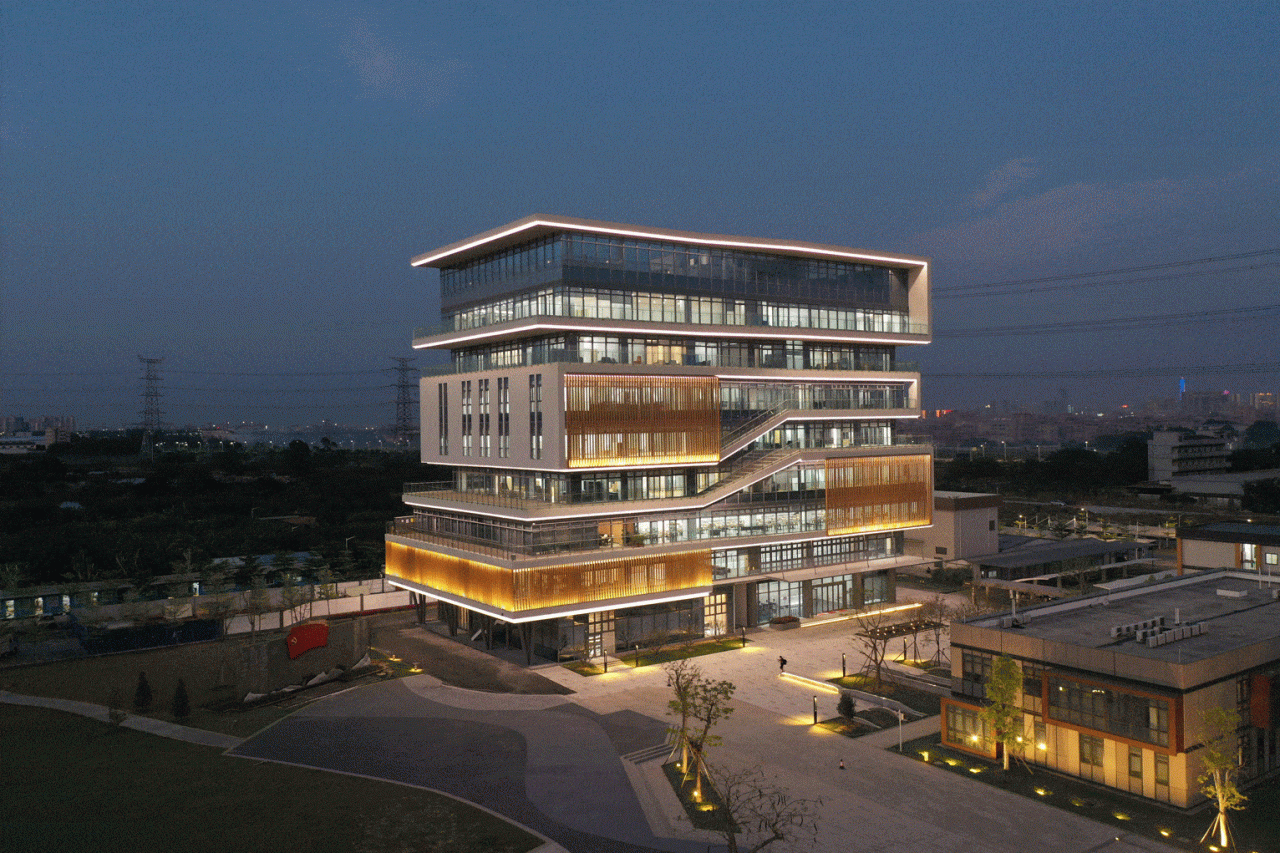 BIM Architecture | A Spiritual Fortress Standing in the Water Town New Area: Dongguan Water Town Science and Technology Innovation Phase II/Senlei International