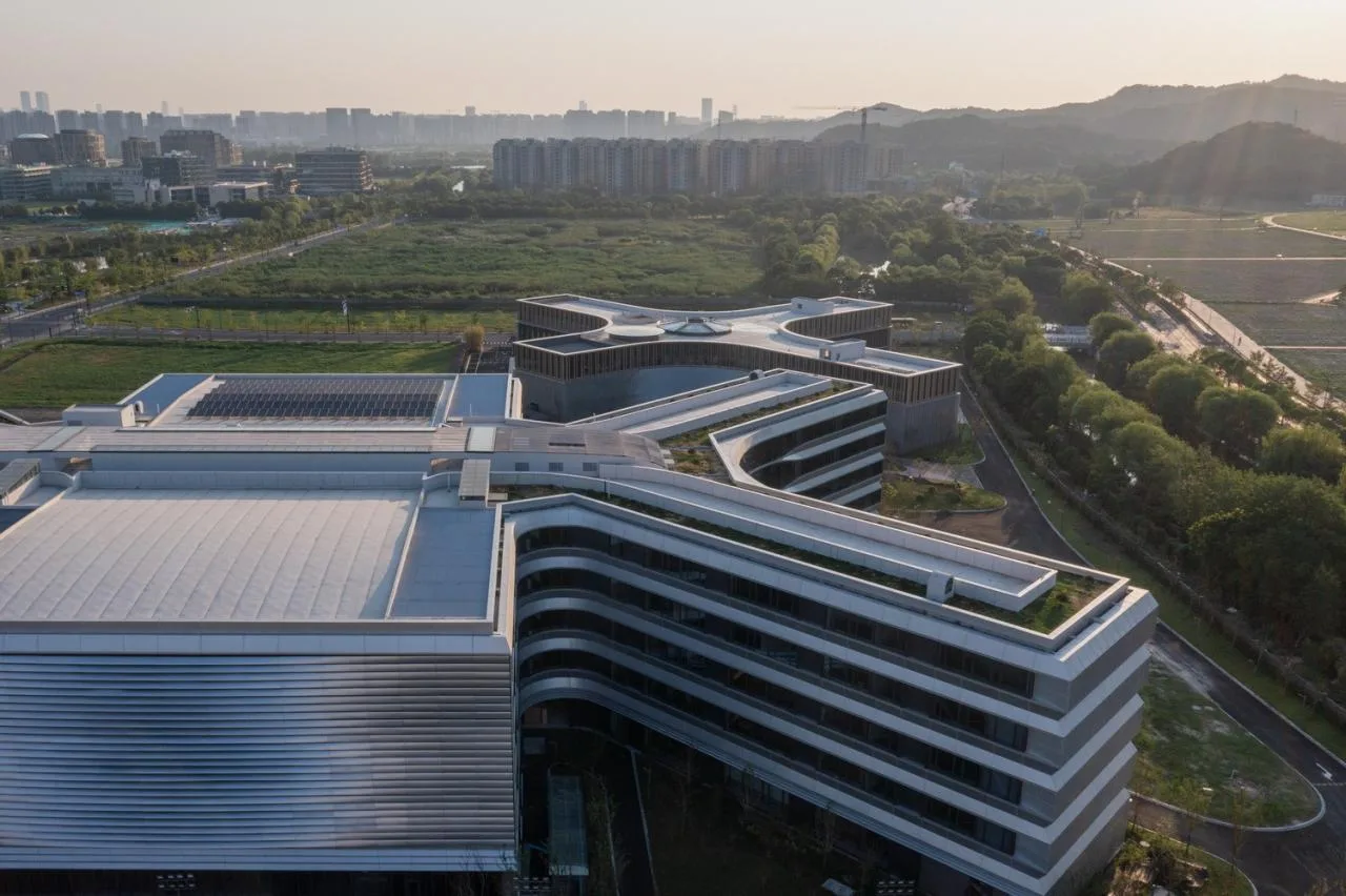 BIM Architecture | Education Hub: HIS Hangzhou International School/Zhu Peidong line+Architecture Firm gad