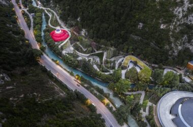 BIM Architecture: 3D Tourist Service Center at Jiuzhaigou Valley Entrance by Tsinghua University-BIM WORLD