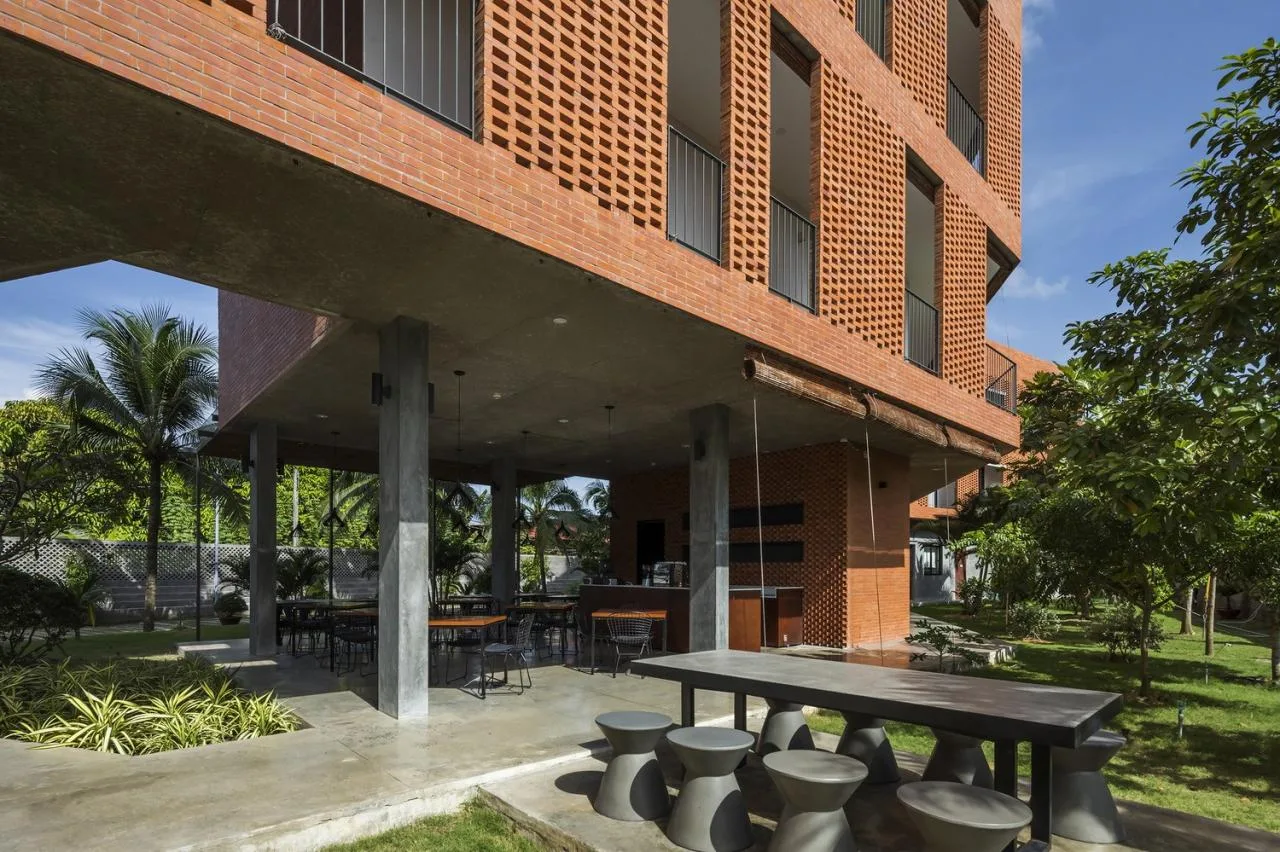 BIM Architecture | Bontrey Hotel/Sanuki Daisuke Architects