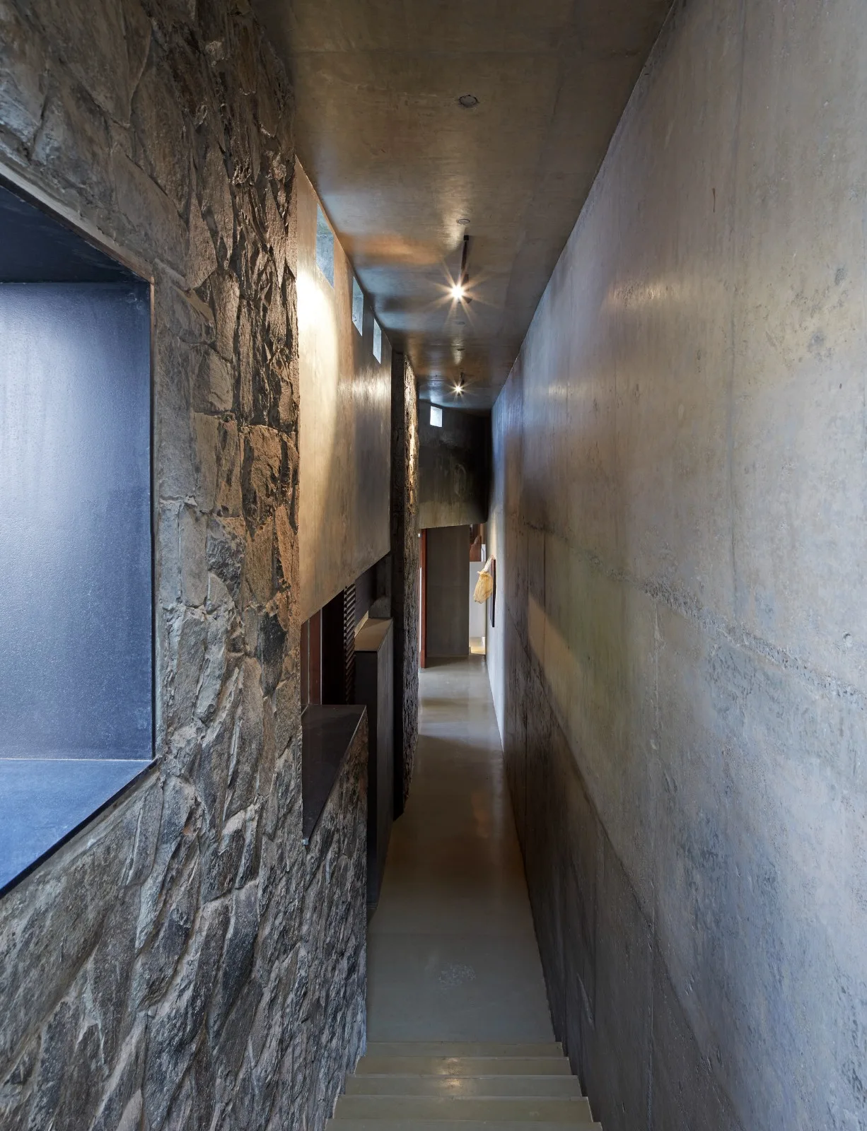 BIM Architecture | Side Gallery House/Malik Architecture