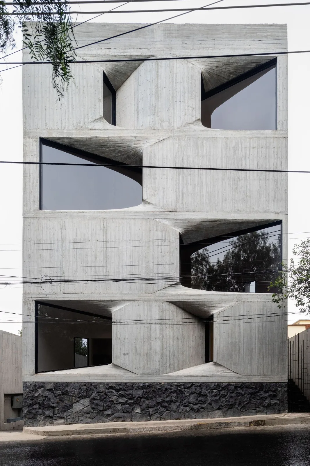 BIM Architecture | DL1310 Building/Young& Ayata + Michan Architecture