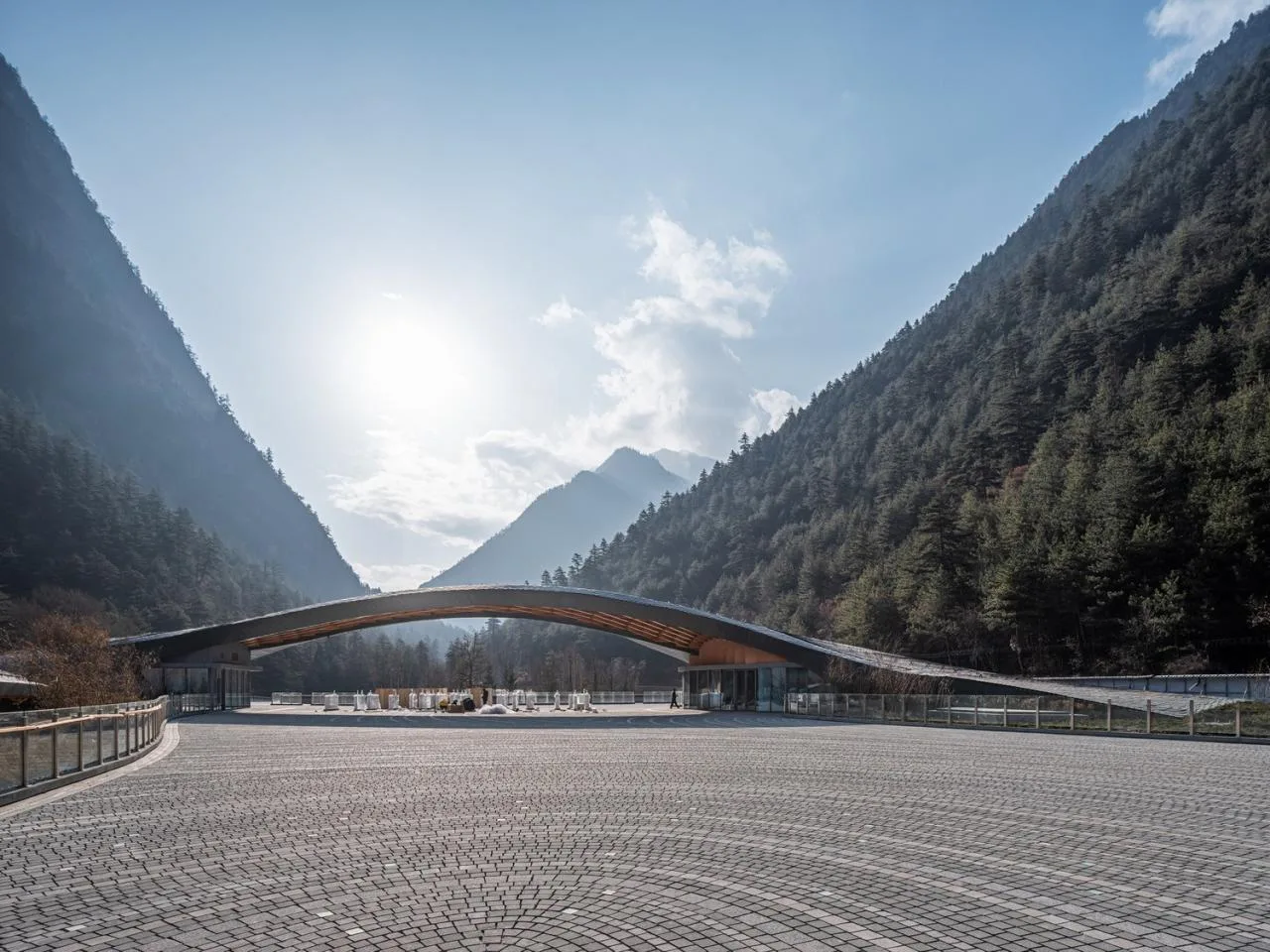 BIM Architecture | Jiuzhaigou Valley Scenic and Historic Interest Area Valley Entrance Three dimensional Tourist Service Center/Tsinghua University Architectural Design and Research Institute