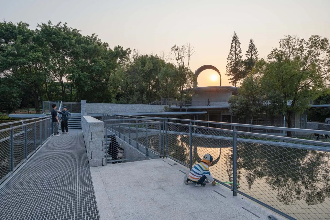 BIM Architecture | Landscape Design/Original Design Studio for the Second Level Station and Surrounding Areas of the Phase I Ring West Lihu Greenway in Nanshan District, Shenzhen
