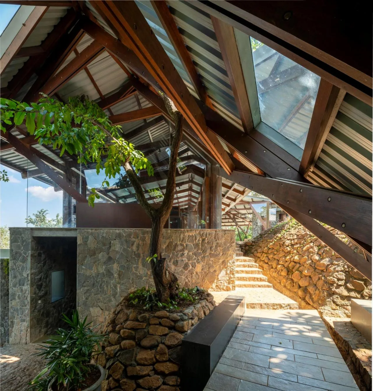 BIM Architecture | Side Gallery House/Malik Architecture